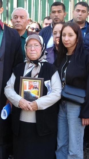 Mahkeme salonunda yürek yakan anlar: Bir annenin en zor anı