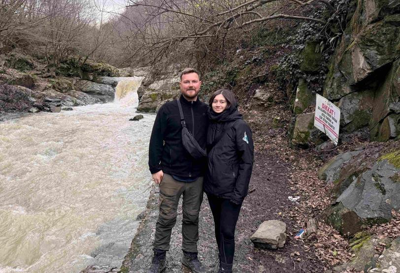 1,5 yıldır yoldalar: İngiltereden Vietnama yürüyen gezginlerin durağı Samsun oldu