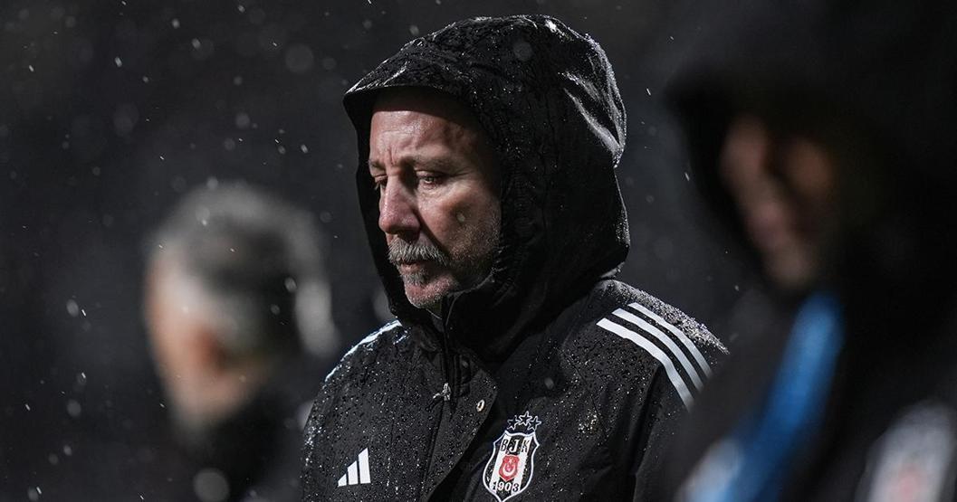 Beşiktaşa dev forvet Serdal Adalı bizzat devrede...