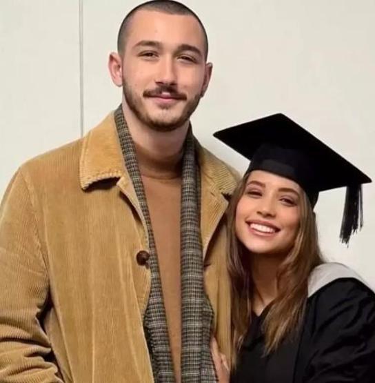 Nilüferin gurur günü Kızı Ayşe Nazlının başarısını coşkuyla kutladı