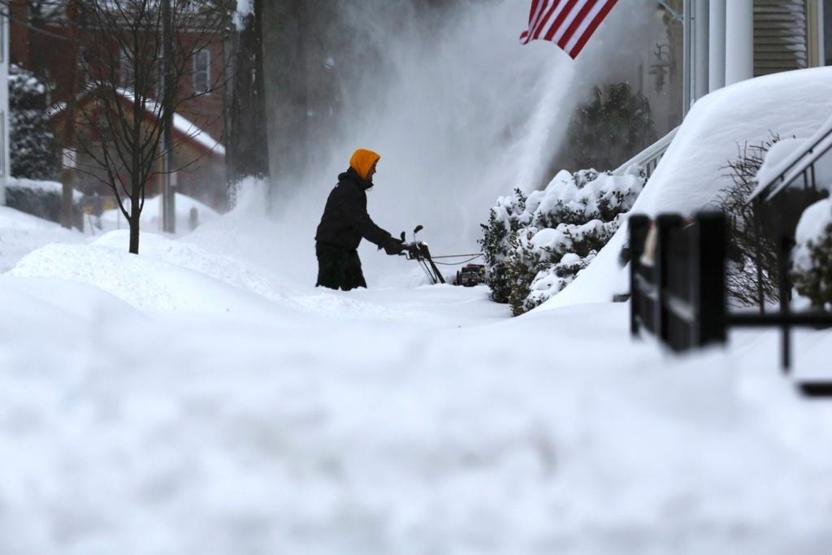 Termometreler iki ayrı uçta: Bir taraf yanıyor, diğer taraf donuyor