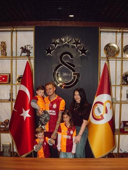 Galatasarayın yeni transferi Noa Langın büyük aşkı Beğeni butonu çöktü: YENGELERİN EN GÜZELİ