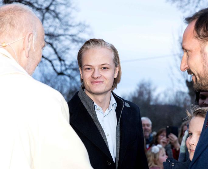 Oğlu hakim karşısına, kendisi manşetlere... Prensesin, Epstein ile mesaj trafiği şoke etti: Sörf tahtası taşıyan iki çıplak kadın...