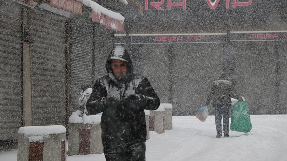 Meteorolojiden peş peşe uyarılar Çok sayıda il için kırmızı alarm: Sağanak, kar ve fırtına birlikte geliyor