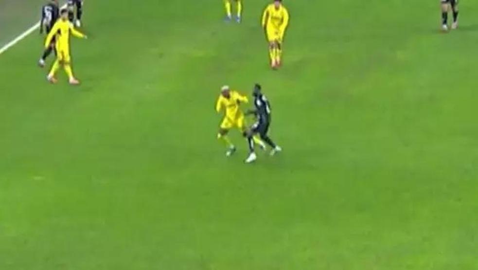 Kocaelispor - Fenerbahçe maçının tartışmalı pozisyonları incelendi: Kırmızı kart gerekir mi