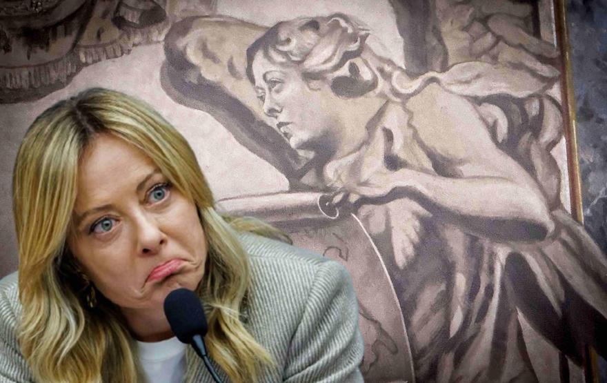 İtalyayı karıştıran MELEK için soruşturma... Sular durulmuyor: Ayinleri aksatan ziyaretçi akını