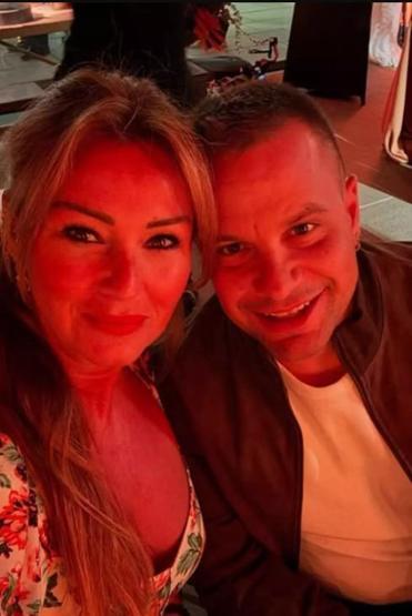 Pınar Altuğ’un cam tavanlı evi olay oldu Ferah tasarımı hayranlık topladı