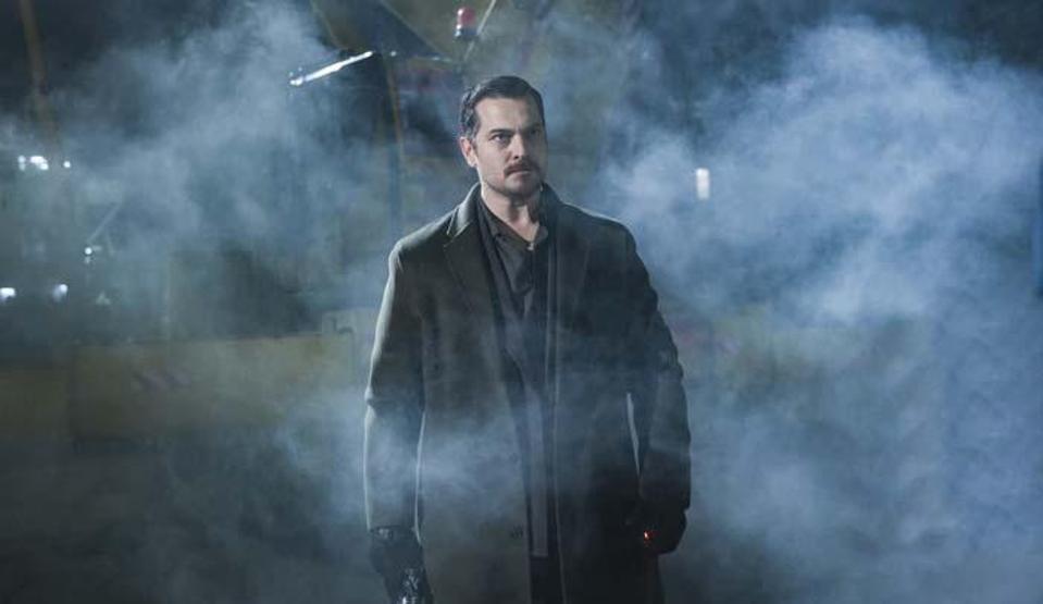 Boğaz Bile Tarafını Seçti: Eşref Tek