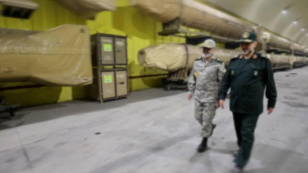 ABD ile gerilim sürerken İrandan gövde gösterisi Yeraltı füze şehirlerini ziyaret etti...