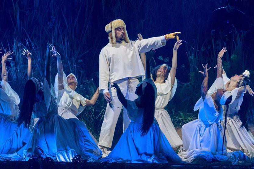 Bir Super Bowl şovu, ABDyi nasıl ikiye böldü Devre arası karışacak: Alternatif sahne kuruluyor...