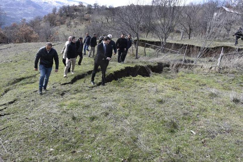 Köyde korku dolu bekleyiş Evler tehlikede