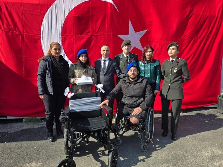 6 Şubattan beri saklıyordu: Albaydan göz yaşartan emanet 3 yıl sonra duygulandıran buluşma