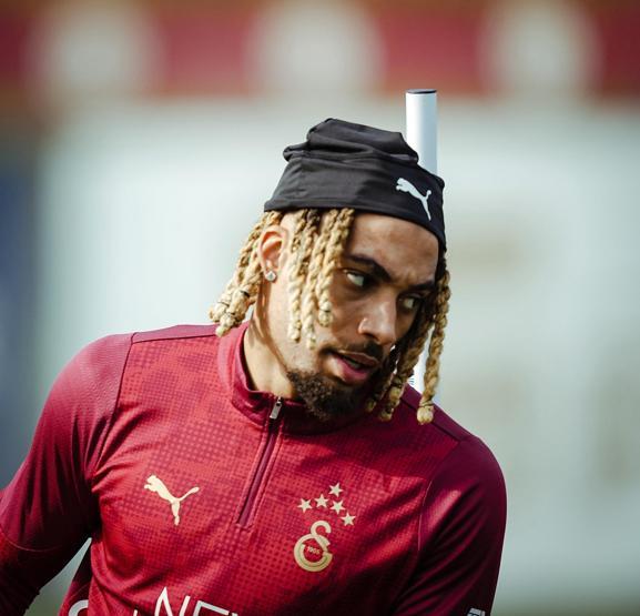 Transferler sonrası Galatasarayın yaş ortalamasında dikkat çeken düşüş