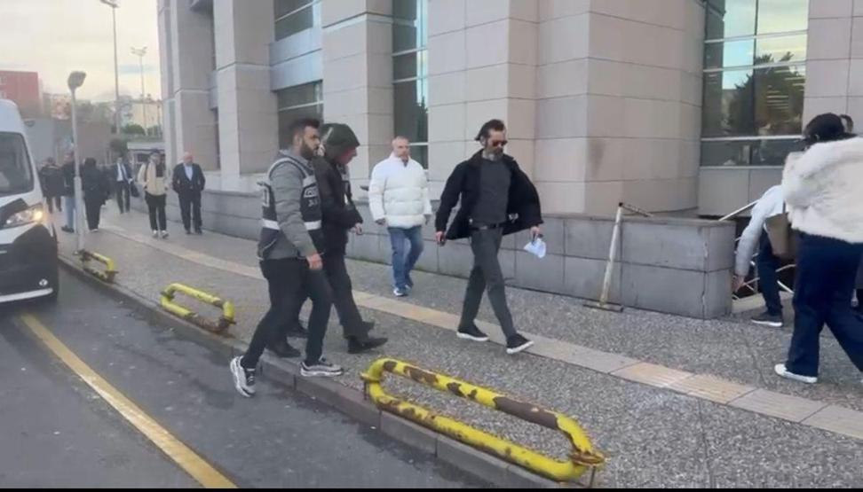 İstanbulda kan donduran olay: Annesinin cenazesinde kardeşini öldürdü