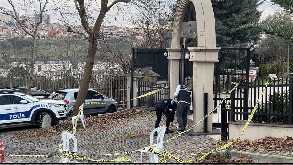 İstanbulda kan donduran olay: Annesinin cenazesinde kardeşini öldürdü