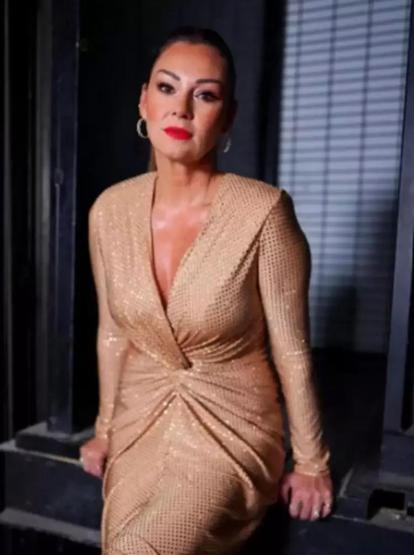 Fatih Ürekin Cenazesi Sonrası Armağan Çağlayanın Başörtüsü Sözlerine Pınar Altuğdan Yorum: Allah İle Kul Arasına Girilmez