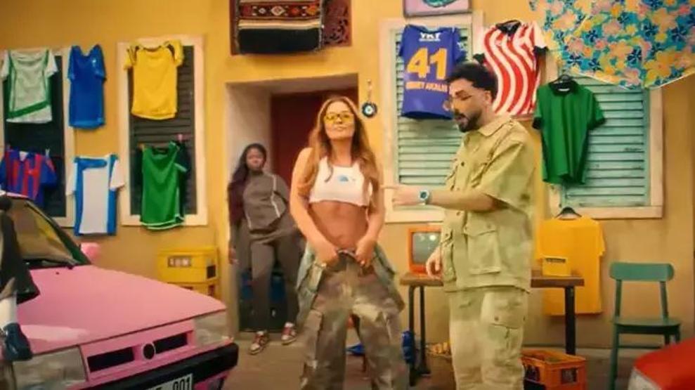 Demet Akalından Sefoya: Çok Cimri