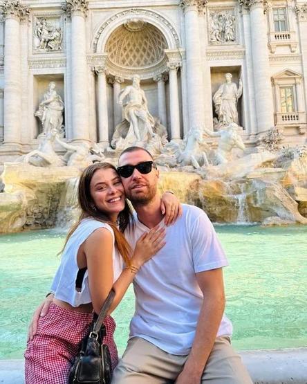 Aşk Tam Gaz Devam Ediyor İlayda Alişan ve Oğulcan Enginden Çok Mutluyuz Açıklaması