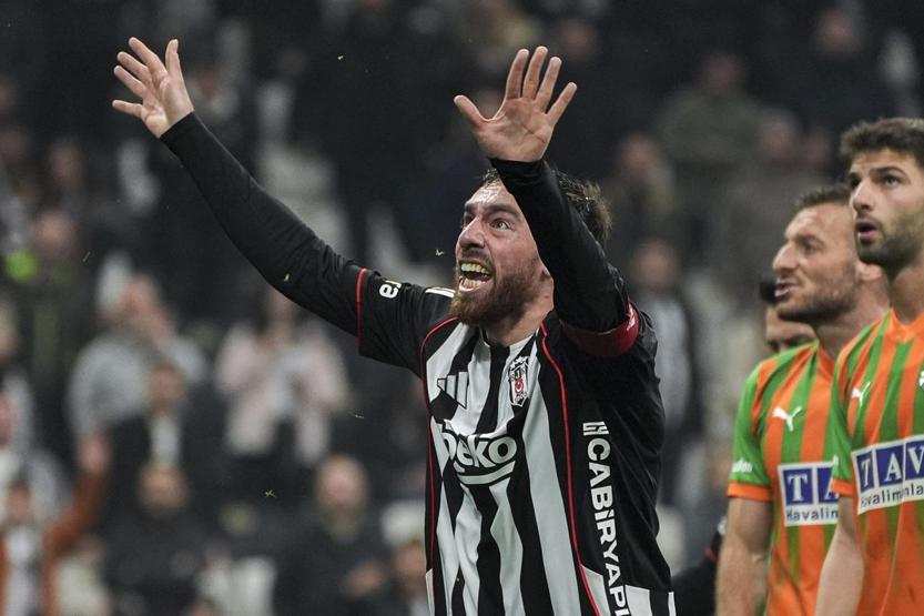 Nihat Kahveciden, Beşiktaşlı futbolcuya tavsiye: Bağ koptu, gitsin