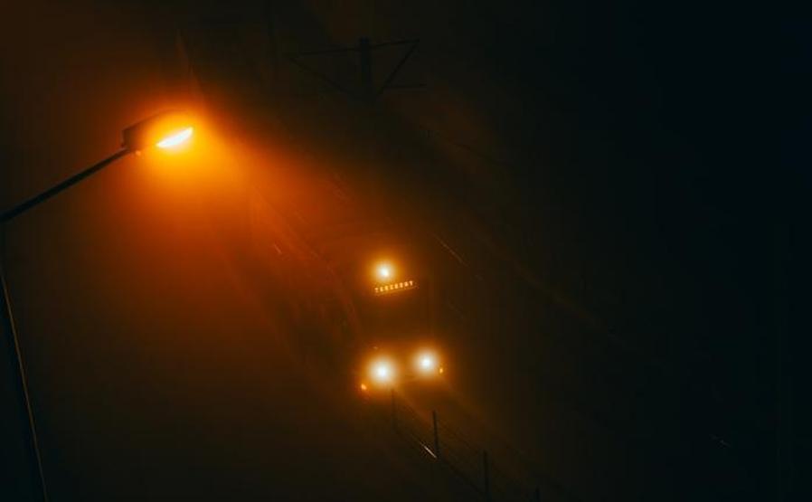 Beyaz ışıklar sönüyor, yerine ‘kırmızı’ geliyor Avrupa ülkelerinde sokaklardaki değişimin nedeni ne