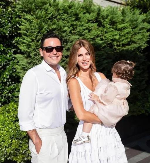 HACI SABANCI TEKRAR BABA OLUYOR Şoke eden talep Nazlı Sabancıyı bakın kim ikna etmiş...