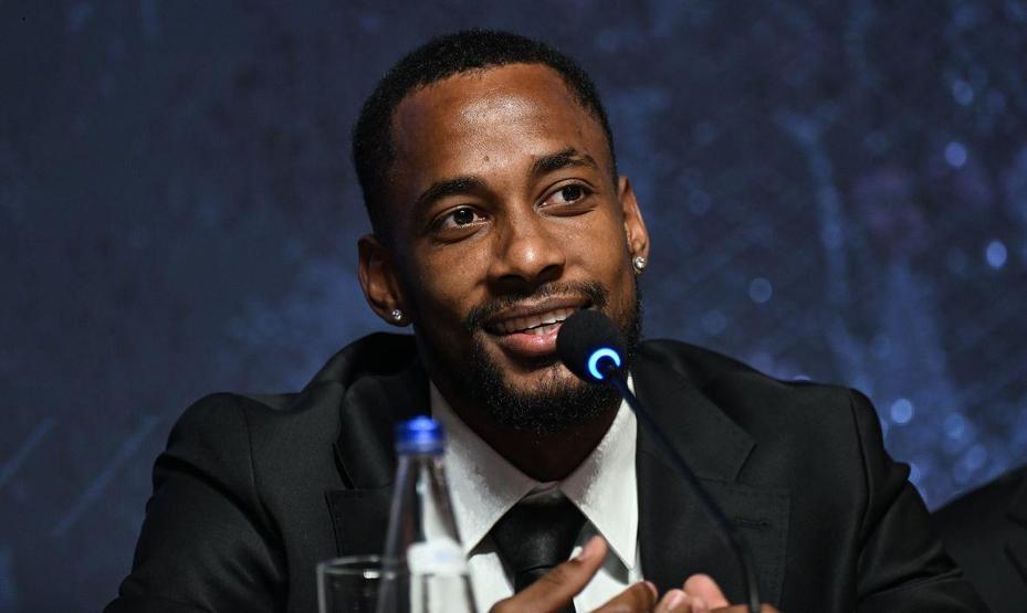 Beşiktaş, yeni transferleri için imza töreni düzenledi