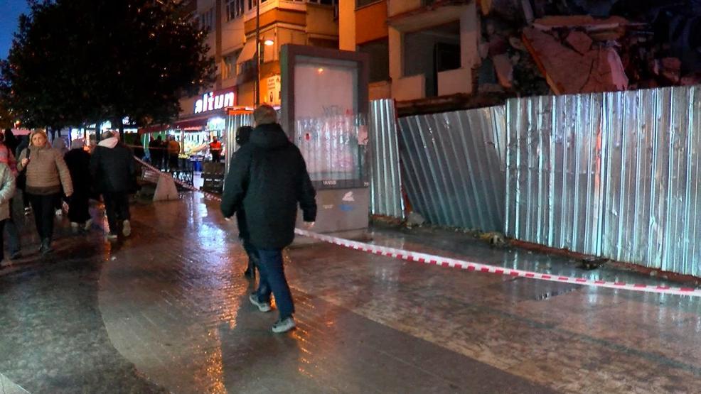 Küçükçekmecede facianın eşiğinden dönüldü Bir anda ortalık toz duman oldu