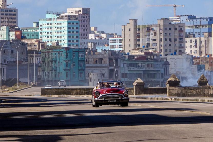 Kübada durum kritik: Sokaklarda ne araç ne de turist kaldı...