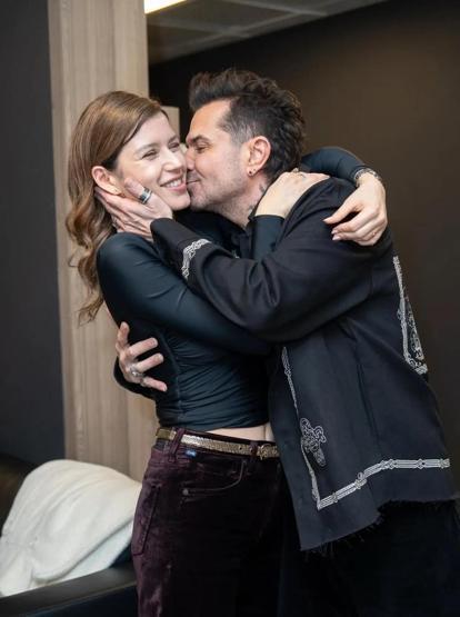 ÜNLÜ İSİMLERDEN 14 ŞUBAT SEVGİLİLER GÜNÜ AKTARIMLARI Aralarında kimler yok ki Kenan Doğulu, Gökhan Özen, Hazal Kaya, Buse Terim...