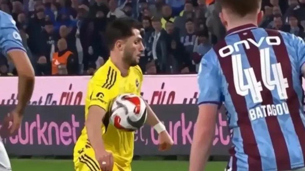 Trabzonspor - Fenerbahçe maçındaki hakem kararları incelendi: Golden önce faul var mı