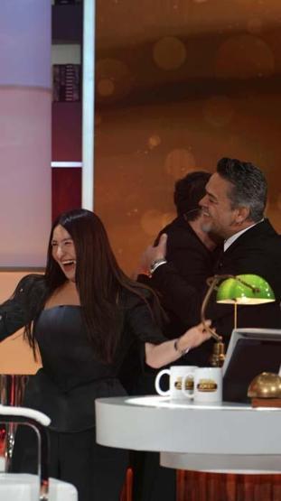 Beyazla Jokerde Komedi Gecesi İbrahim Büyükak ve Yasemin Sakallıoğlu Yarıştı, Espriler Havada Uçuştu