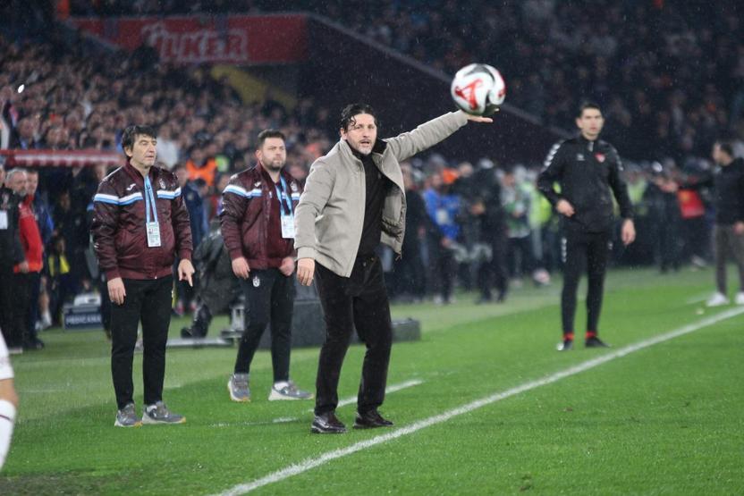 Trabzonun yerel gazeteleri, Fenerbahçe mağlubiyetini manşete taşıdı: Yine bize hüsran