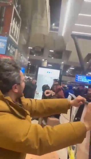 İstanbulda fırtına hayatı olumsuz etkiledi