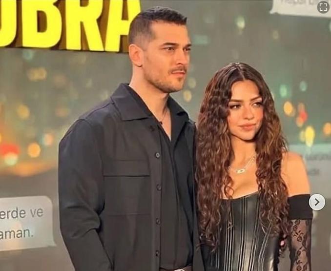 Aşk hepsi dörtgen Çağatay Ulusoy ve Aslıhan Malboradan Sürpriz Paylaşım