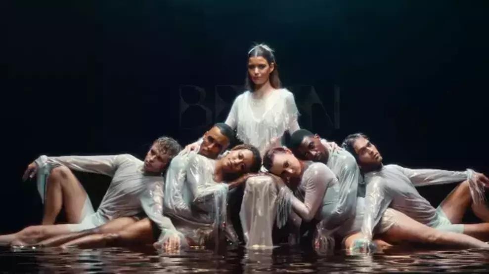 Aşk-ı Memnunun Firdevsi Nebahat Çehre noktayı koydu Beren Saat’in şarkıcılığı için bakın ne dedi