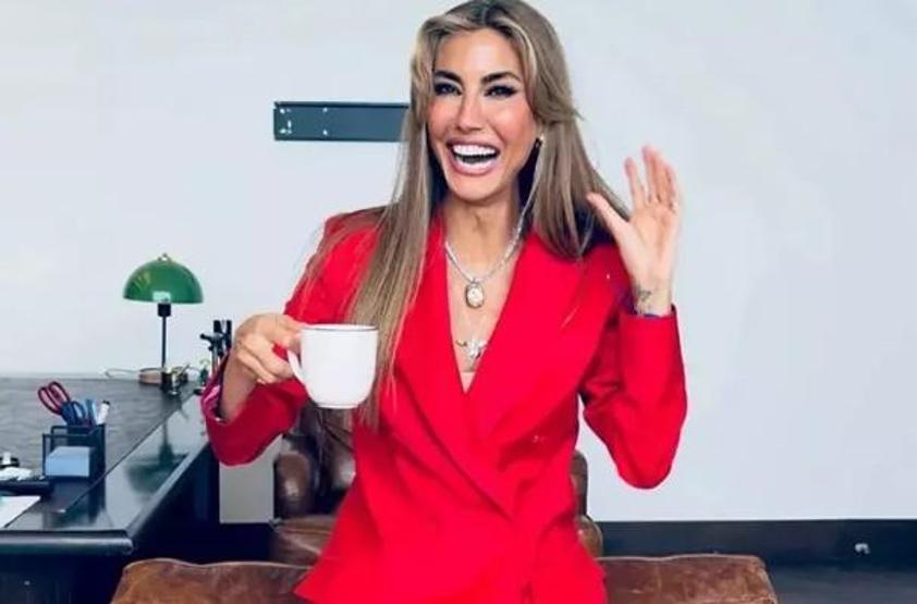 Çağla Şıkelin Zorlu 11 Saatlik Meditasyon Deneyimi