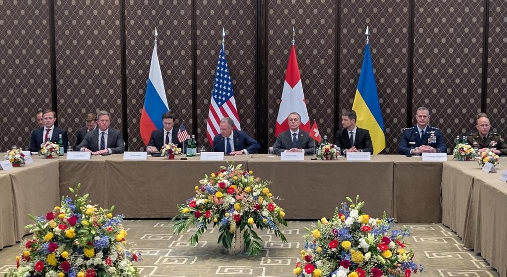 Üçlü müzakere öncesi Zelenski’nin mesajı kriz yarattı: Rusya tarafı küplere bindi