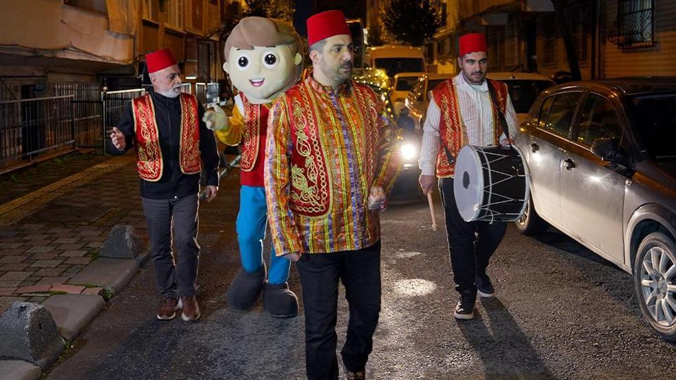 İstanbul’da ilk sahur heyecanı: 3 bin davulcu için mesai başladı