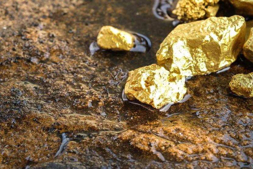 Kenyada toprağın altında yatan servet Günlük hedef 30 gram...
