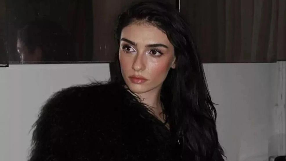 İnci Tanelerinin Dilberi Hazar Erkuvvetlünün annesine bakın Güzelliğinin kaynağı belli oldu