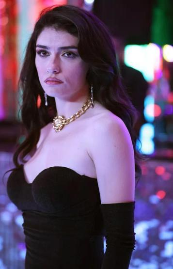 İnci Tanelerinin Dilberi Hazar Erkuvvetlünün annesine bakın Güzelliğinin kaynağı belli oldu