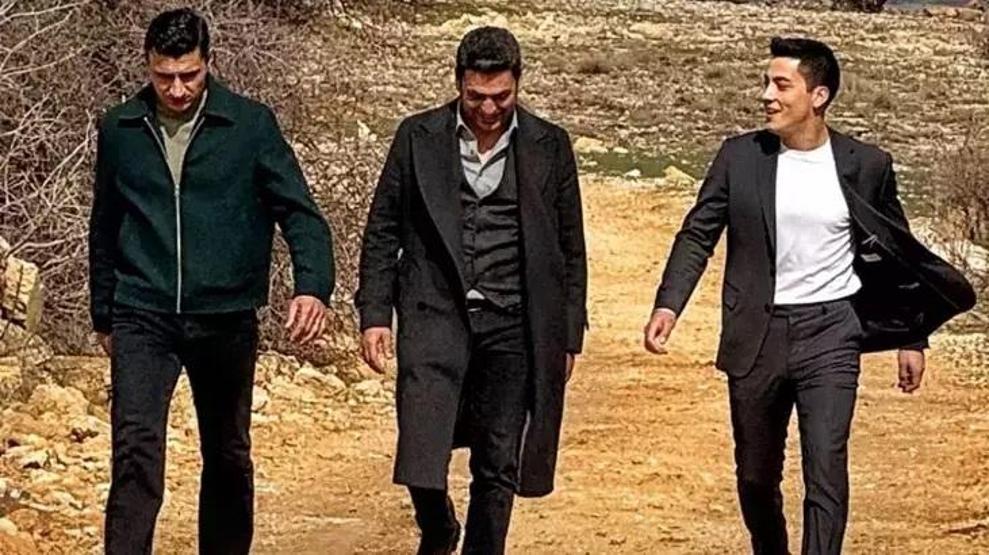 Yoğun alaka gördü Uzak Şehirin Kayası Atakan Özkayadan setler aktarımı