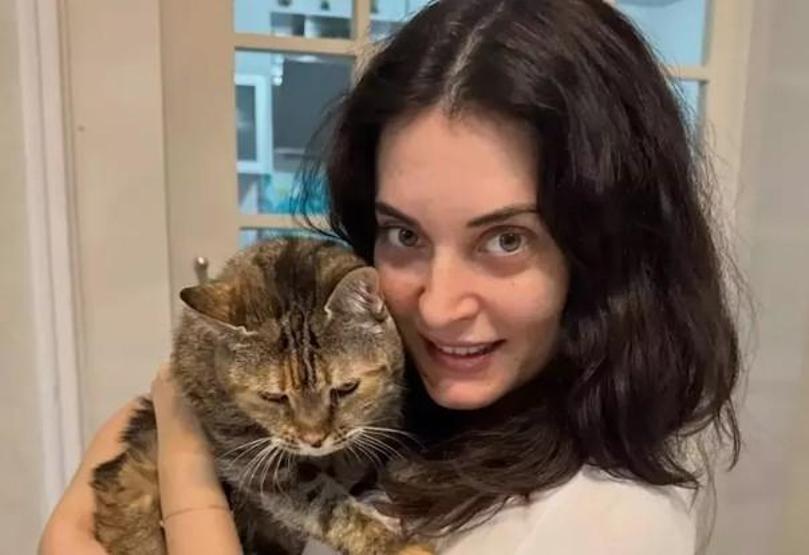 Aslıhan Gürbüz, 43. Yaşını Doğal Güzelliğiyle Kutladı