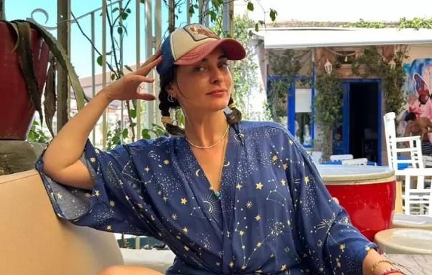 Aslıhan Gürbüz, 43. Yaşını Doğal Güzelliğiyle Kutladı