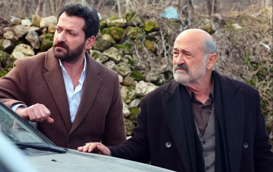 Kübra Ünlü yazdı Uzak Şehir ‘İşte Bu Bizim Hikayemiz‘ Dedi