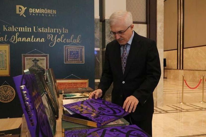 Demirören Yayınları, ‘Külliyede Ramazan’ etkinliklerinde stantta ziyaretçilerini ağırlamaya devam ediyor
