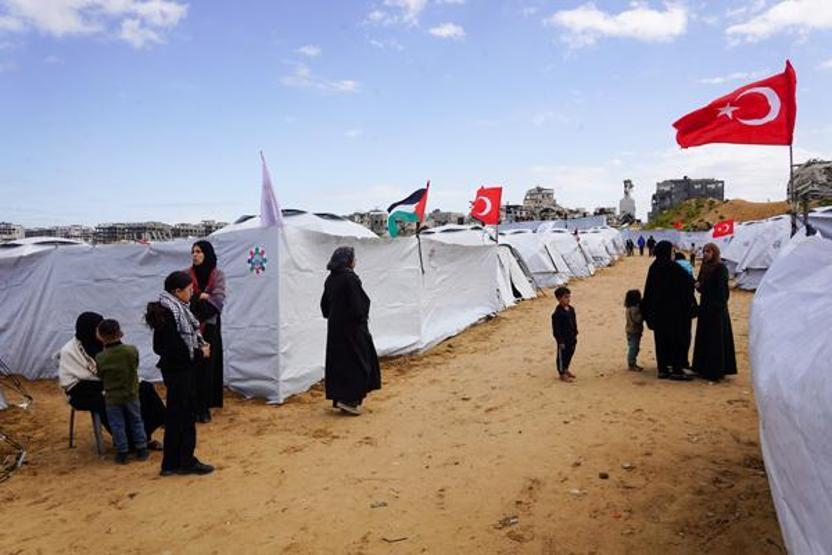 Gazzeden Yıldız Tilbeye teşekkür 2. çadır kenti açıldı