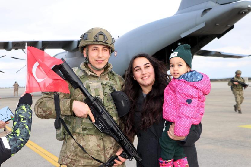 Steadfast Dart 2026 kahramanlarına coşkulu karşılama