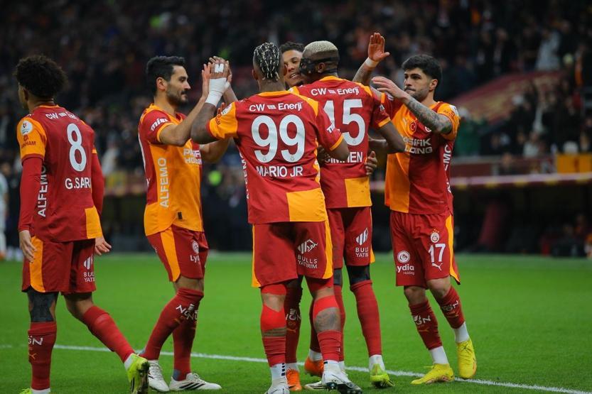 Nihat Kahveci, Galatasaraylı Singonun pozisyonunu yorumladı: Net kırmızı kart