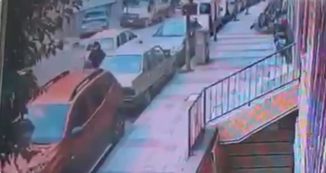 14 YAŞINDA 18 SUÇ KAYDI İstanbulda iş yerine kurşun yağmuru: 2 çocuk tetikçi yakalandı